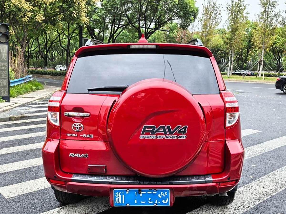 2010年8月豐田 RAV4榮放  2010款 2.0L 自動豪華升級版