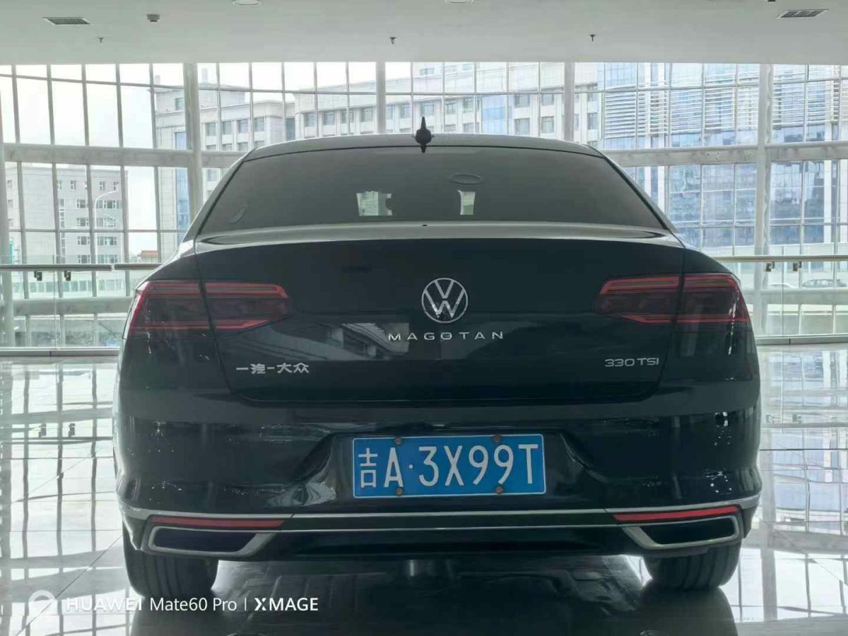 大众 迈腾  2021款 330TSI DSG 30周年纪念版图片