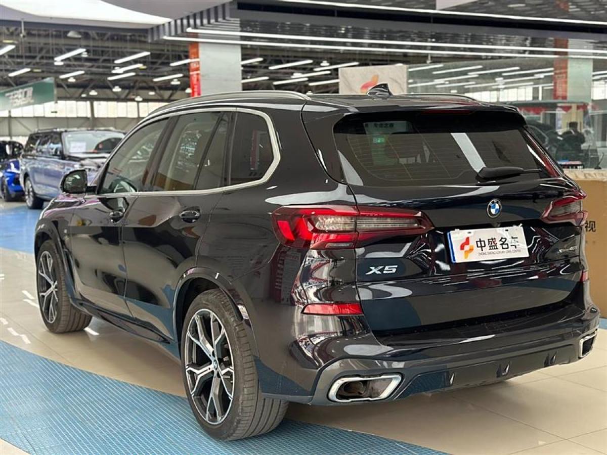 寶馬 寶馬X5  2020款 xDrive40i 尊享型 M運(yùn)動(dòng)套裝圖片