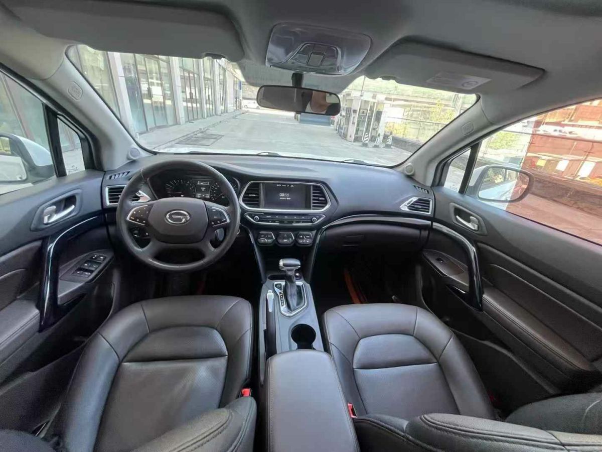 廣汽傳祺 GS4  2015款 200T G-DCT尊貴版圖片