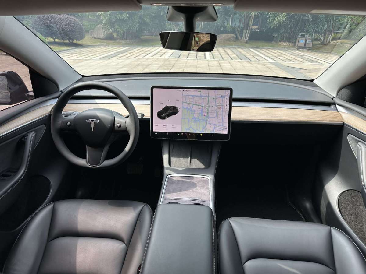 特斯拉 Model Y  2021款 長續(xù)航全輪驅動版圖片