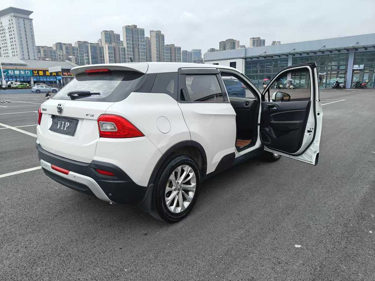 中華 V3  2019款  1.5L 手動舒適型圖片