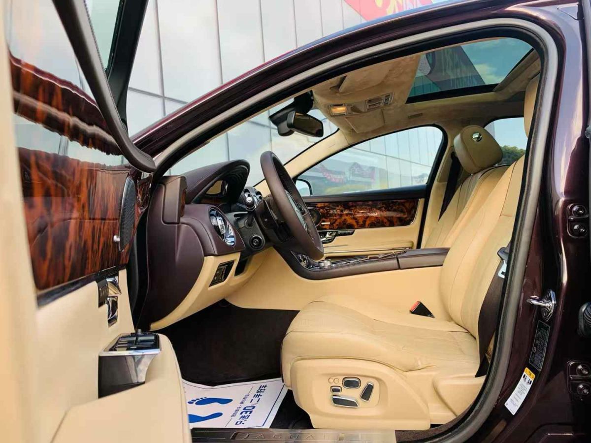 捷豹 XJ  2010款 XJL 5.0 全景奢華版圖片