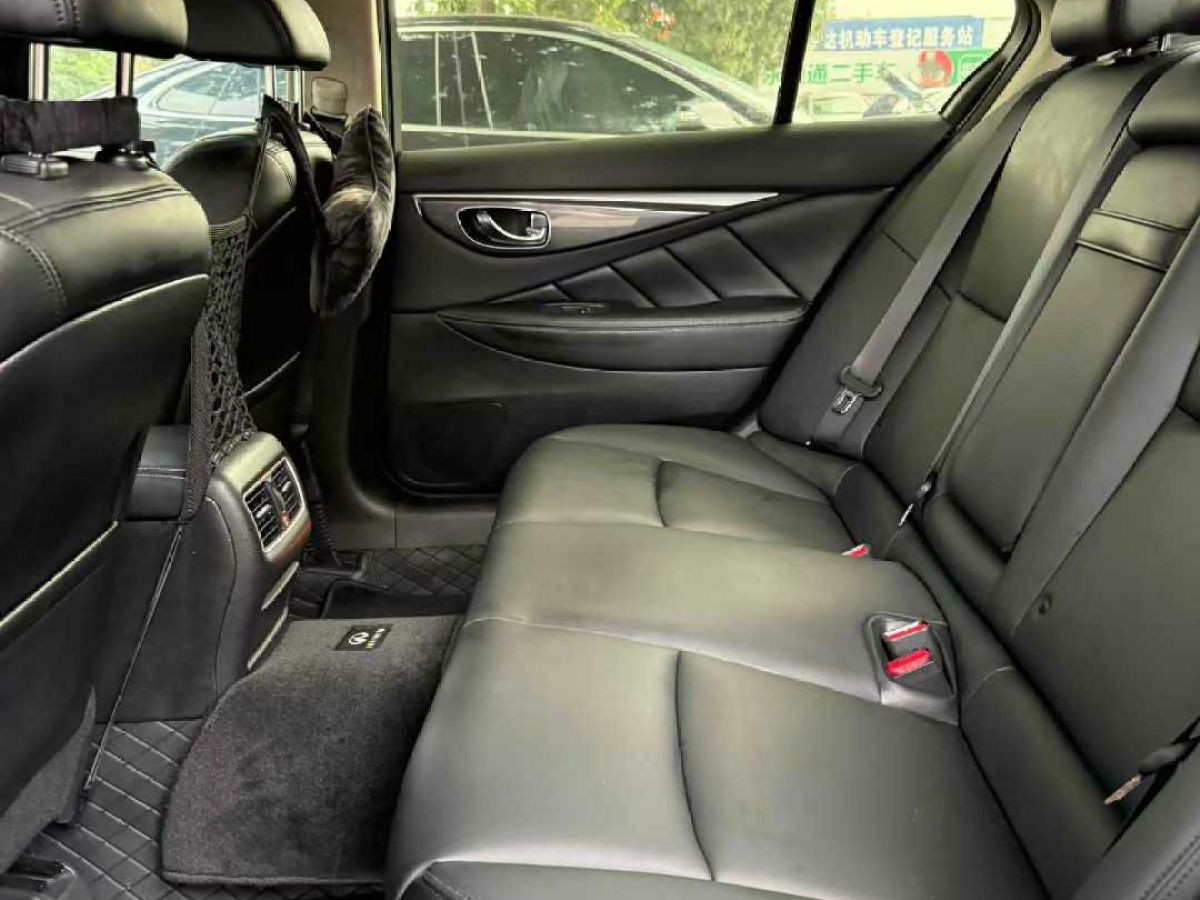 英菲尼迪 Q50L  2021款 2.0T 舒適版圖片