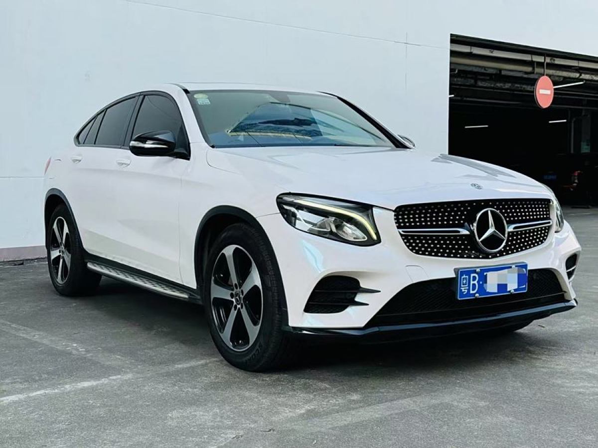 奔馳 奔馳GLC  2022款 改款 GLC 300 4MATIC 轎跑SUV圖片