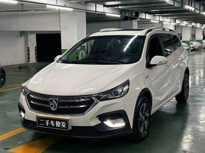 2018年11月 宝骏 310W 1.5L 自动豪华型图片