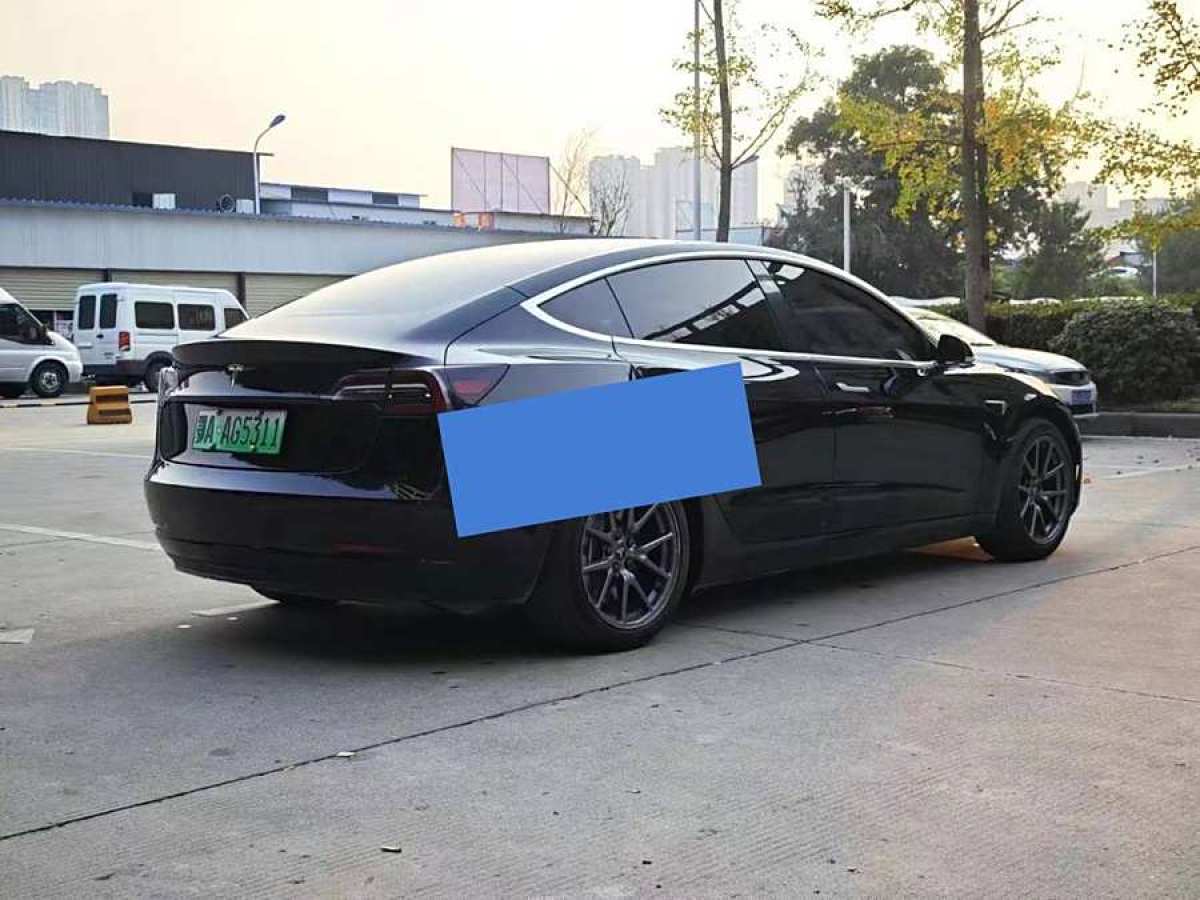 特斯拉 Model 3  2019款 標(biāo)準(zhǔn)續(xù)航后驅(qū)升級(jí)版圖片