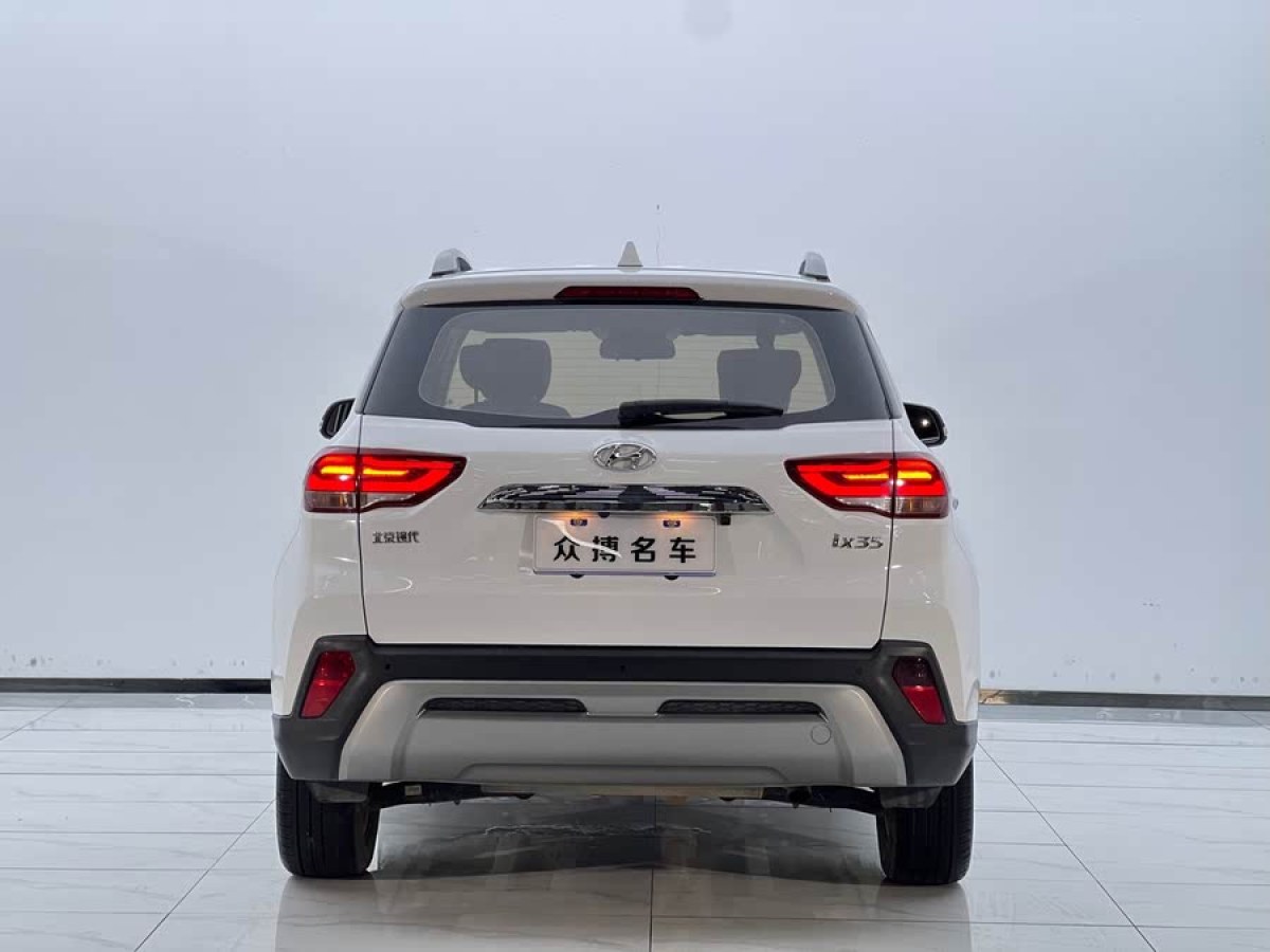 現(xiàn)代 ix35  2019款 2.0L 自動(dòng)兩驅(qū)智勇?暢享版 國(guó)VI圖片