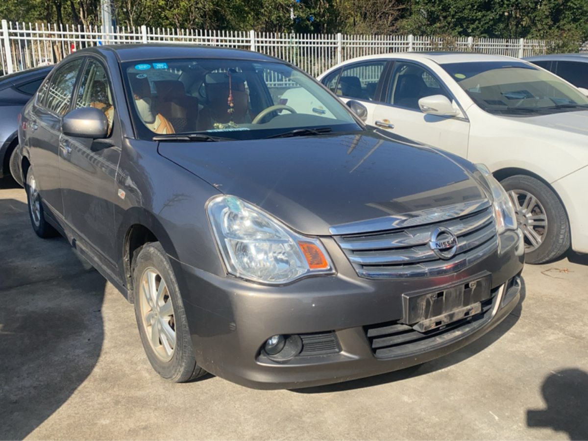 日產(chǎn) 軒逸  2009款 1.6XE 手動舒適版圖片