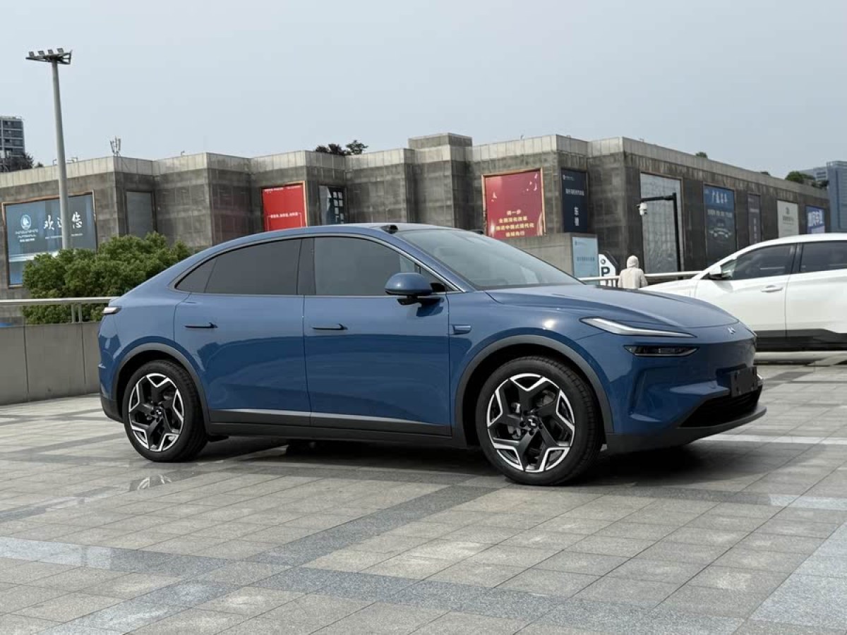 蔚來 樂道L60  2024款 85kwh 后驅(qū)版圖片