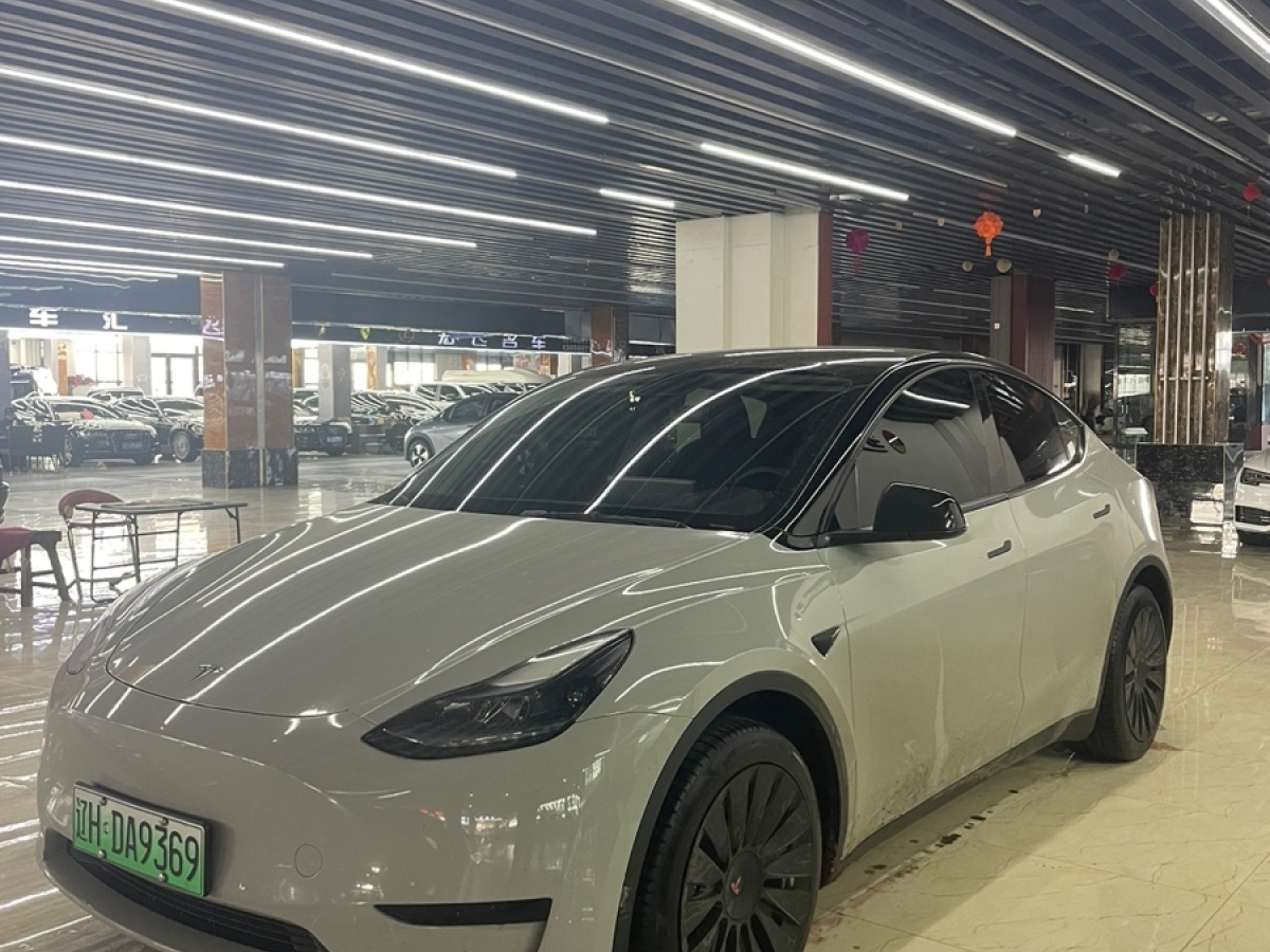 特斯拉 Model Y  2022款 改款 后輪驅(qū)動(dòng)版圖片