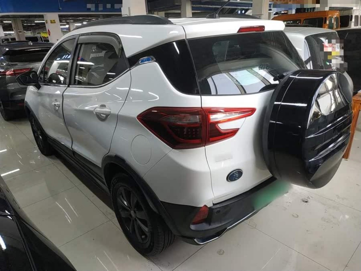 比亞迪 元新能源  2018款 EV360 智聯(lián)炫酷型圖片