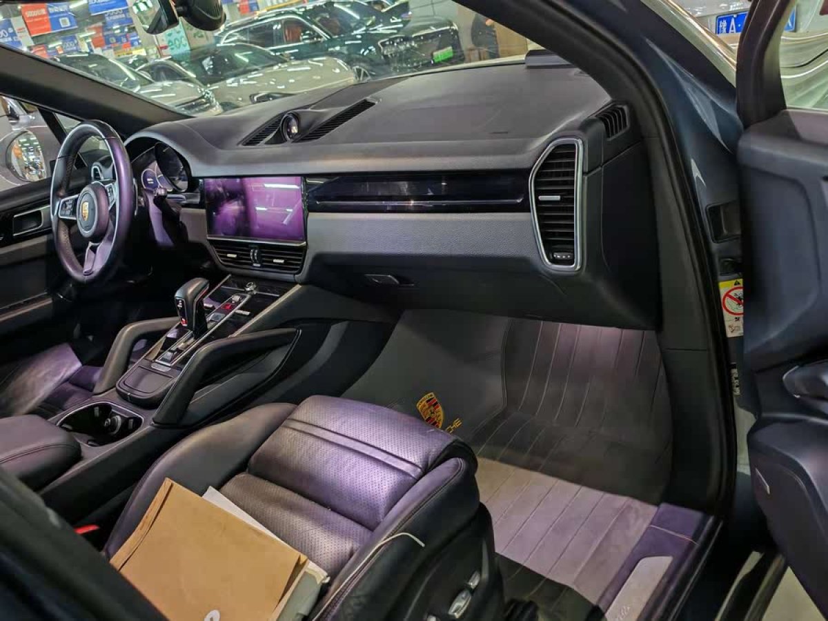 保時(shí)捷 Cayenne  2019款 Cayenne 3.0T圖片
