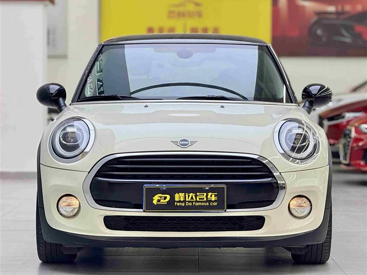 MINI COUNTRYMAN  2018款 1.5T COOPER 經(jīng)典派圖片