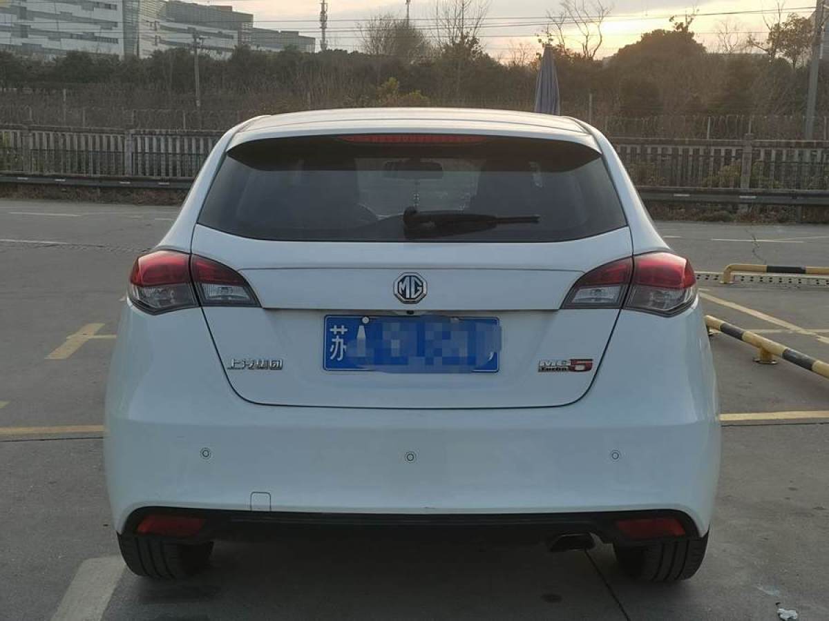 名爵 名爵5  2014款 MG5 1.5T 豪華版圖片