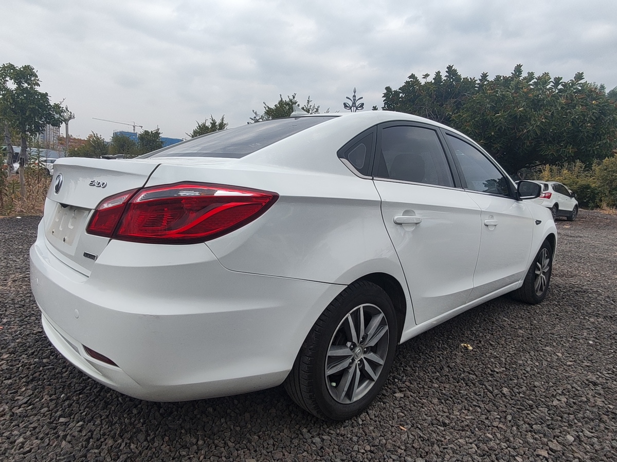 長安 逸動  2014款 1.6L 手動豪華型圖片