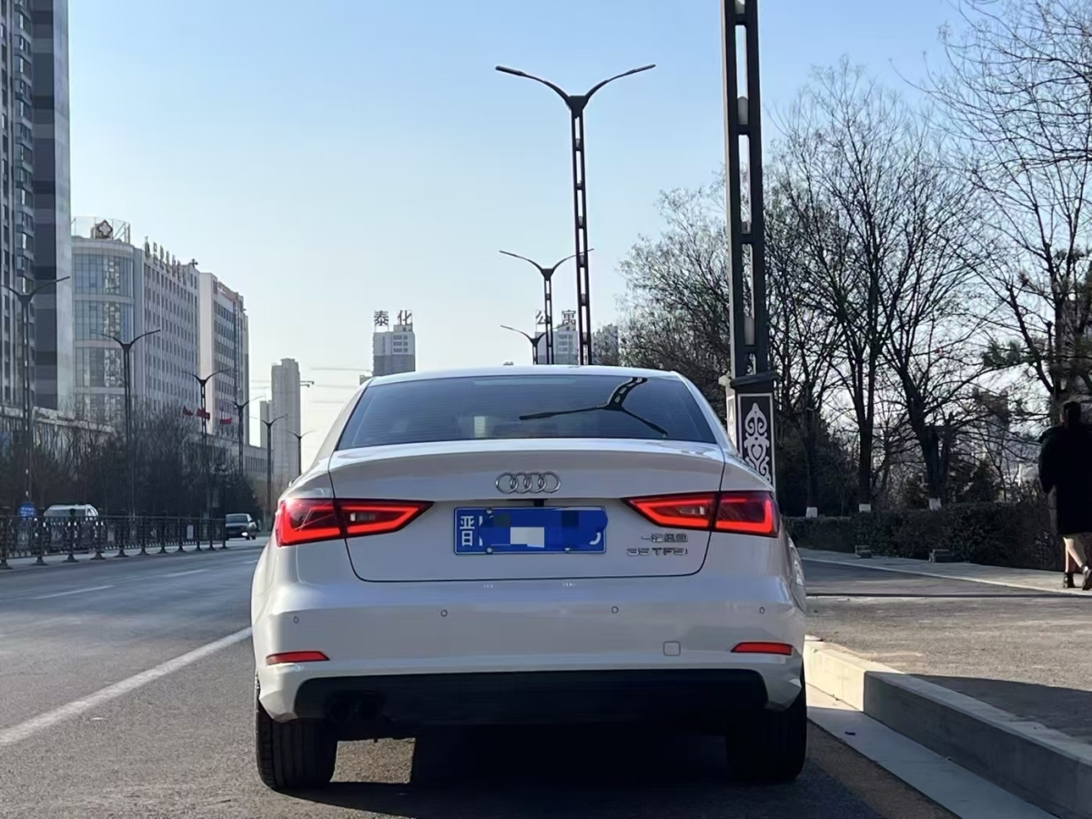 奧迪 奧迪A3  2015款 Limousine 35 TFSI 百萬紀(jì)念智領(lǐng)型圖片