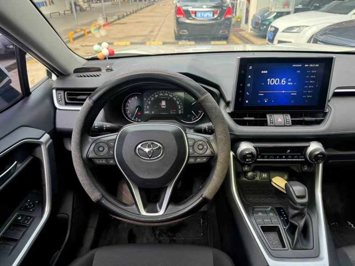 豐田 RAV4榮放  2022款 2.0L CVT兩驅風尚版圖片