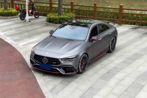 奔馳CLA級(jí)AMG 奔馳 AMG CLA 45 S 4MATIC+ 燃擎當(dāng)?shù)捞貏e版