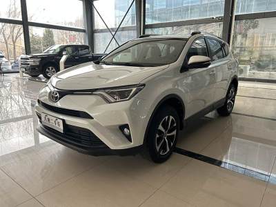 2018年11月 豐田 RAV4榮放 2.0L CVT兩驅(qū)先鋒版 國V圖片