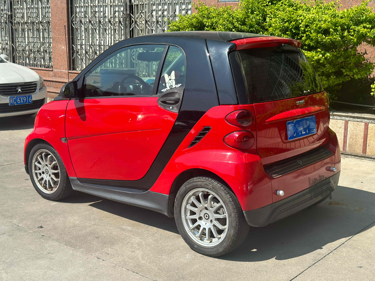 2013年9月smart fortwo  2012款 1.0 MHD 硬頂標(biāo)準(zhǔn)版