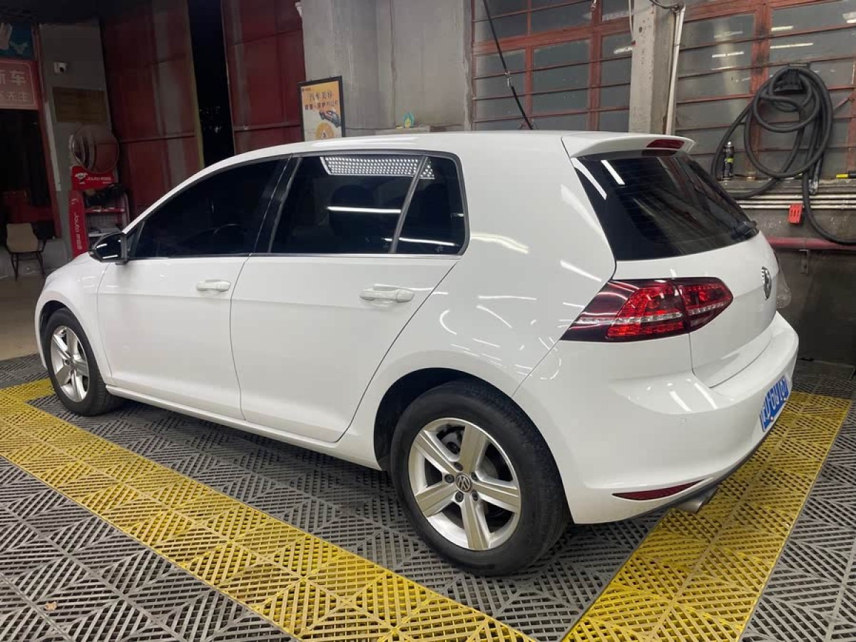大眾 高爾夫  2017款 230TSI 自動舒適百萬輛紀念版圖片