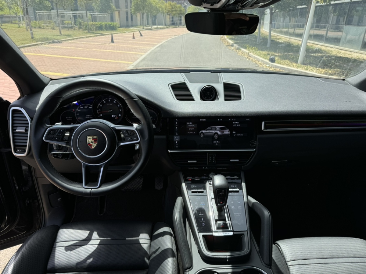保時(shí)捷 Cayenne  2025款 Cayenne Coupé 3.0T圖片
