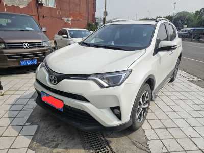 2018年10月 豐田 RAV4 榮放 2.0L CVT兩驅(qū)風(fēng)尚版圖片