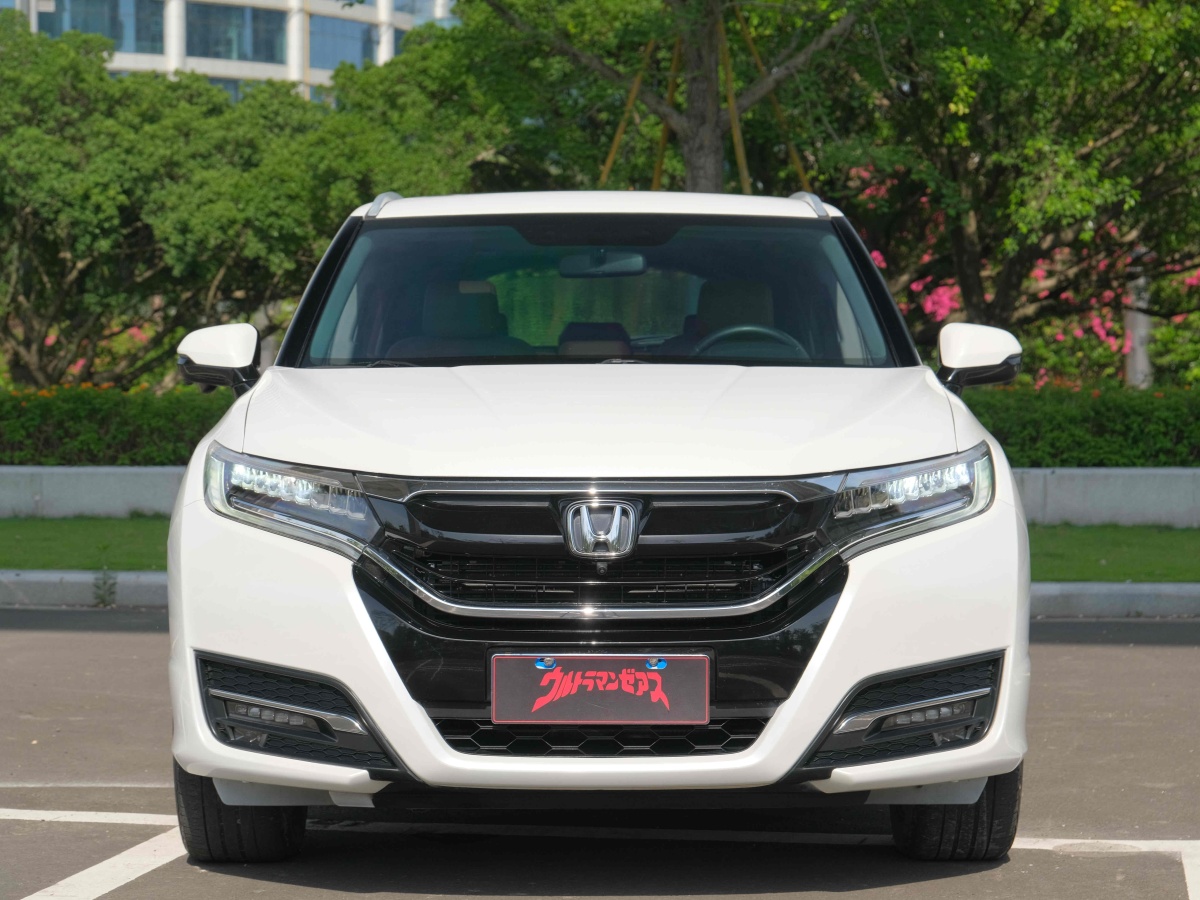 本田 UR-V  2017款 370TURBO 兩驅(qū)尊貴版圖片