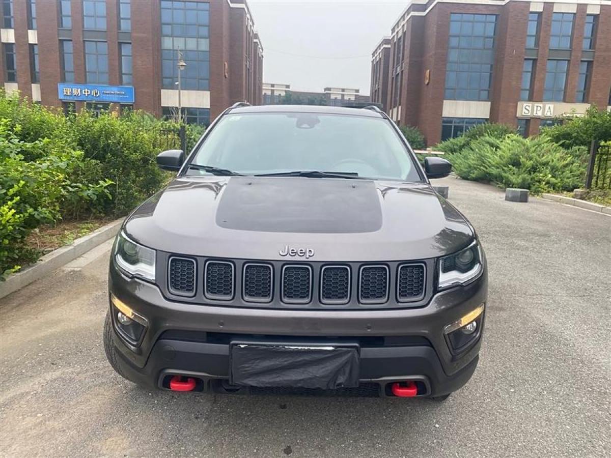 Jeep 指南者  2017款 200TS 自動(dòng)高性能四驅(qū)版圖片