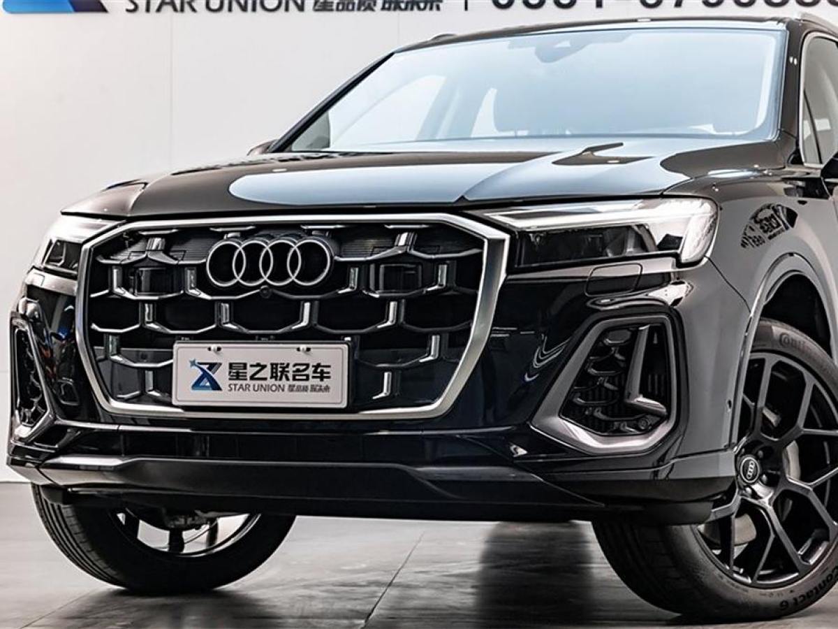 奧迪 奧迪Q7  2024款 55 TFSI quattro S line運(yùn)動型圖片