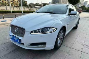 XF 捷豹 XF 2.0T 奢华版