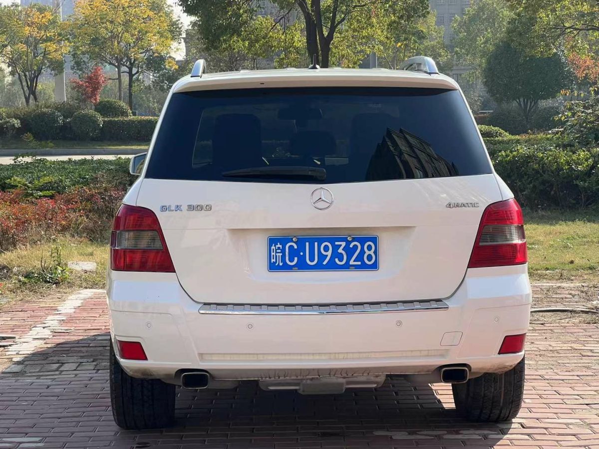 奔馳 奔馳GLK級(jí)  2012款 GLK 300 4MATIC 動(dòng)感型圖片