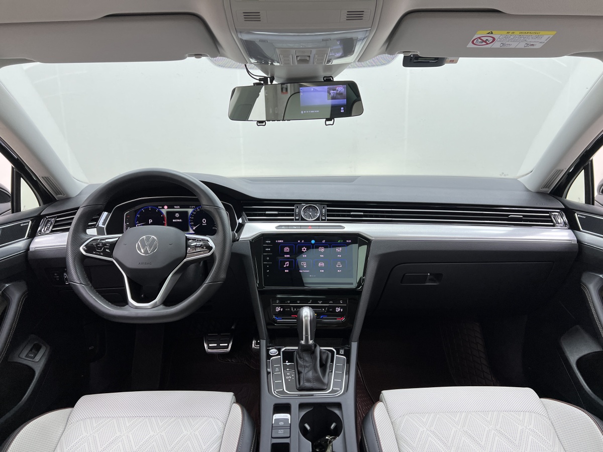 大眾 邁騰  2023款 200萬輛紀念版 380TSI DSG旗艦型圖片