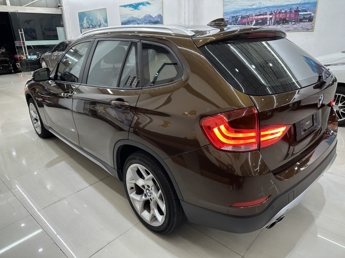 寶馬 寶馬X1  2015款 xDrive20i X套裝晉級(jí)版圖片