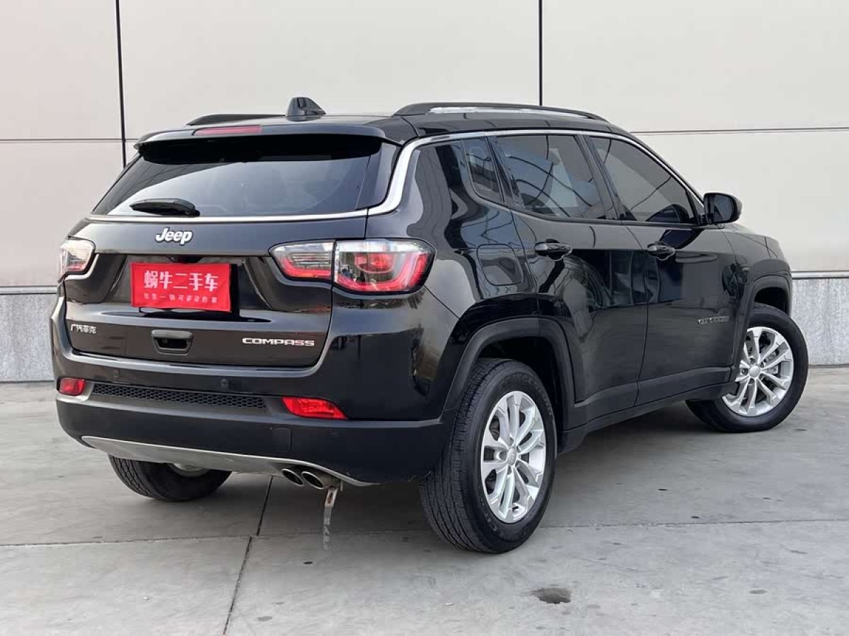 Jeep 指南者  2021款 220T 自動(dòng)精英版圖片