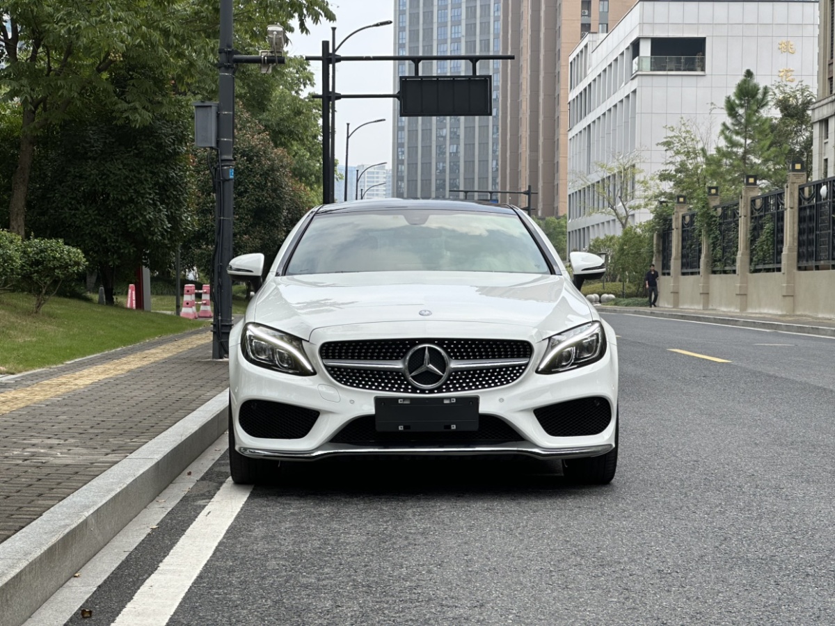 2017年04月奔馳 奔馳C級(jí)  2018款 C 200 4MATIC 轎跑車