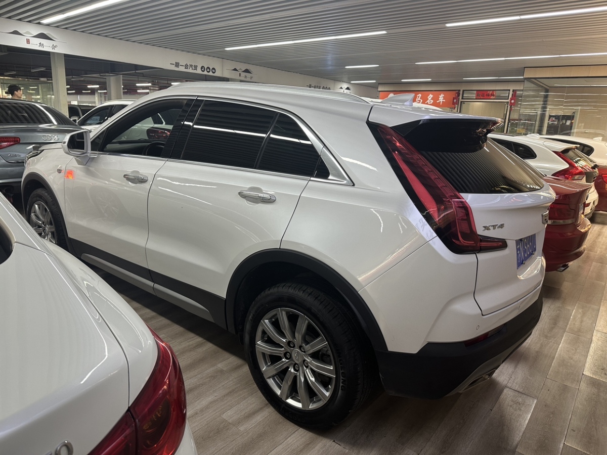 凱迪拉克 XT4  2021款 28T 兩驅(qū)領(lǐng)先型圖片