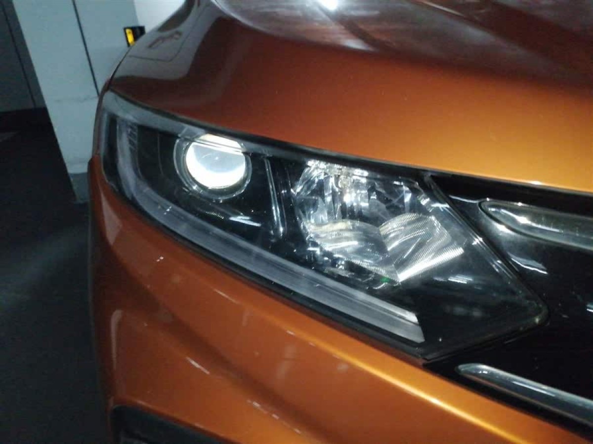 本田 XR-V  2015款 1.8L VTi CVT豪華版圖片