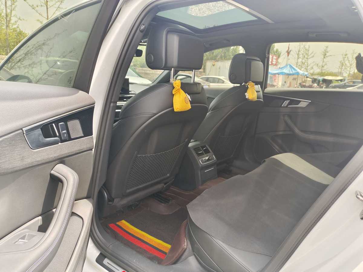 奧迪 奧迪A4L  2024款 40 TFSI 豪華動(dòng)感型圖片