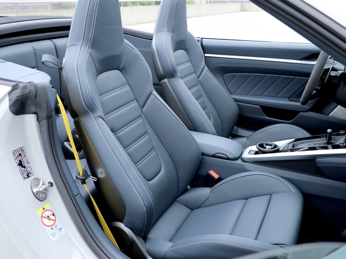 保时捷 911  2022款 Turbo S Cabriolet 3.8T图片