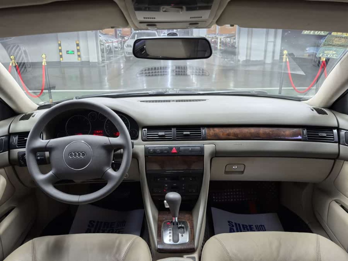 奧迪 奧迪A6  2002款 1.8T 手自一體 豪華型圖片