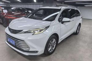 賽那SIENNA 豐田 2.5L混動 鉑金版