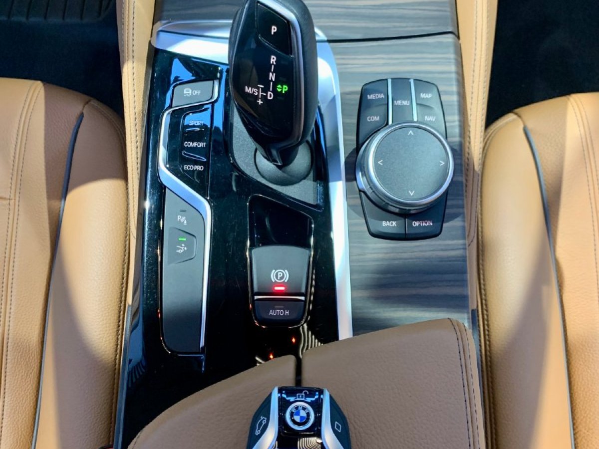 宝马 宝马6系GT  2020款 630i 豪华设计套装图片