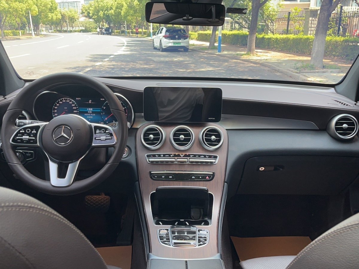 奔馳 奔馳GLC  2018款 改款 GLC 300 4MATIC 動感型圖片