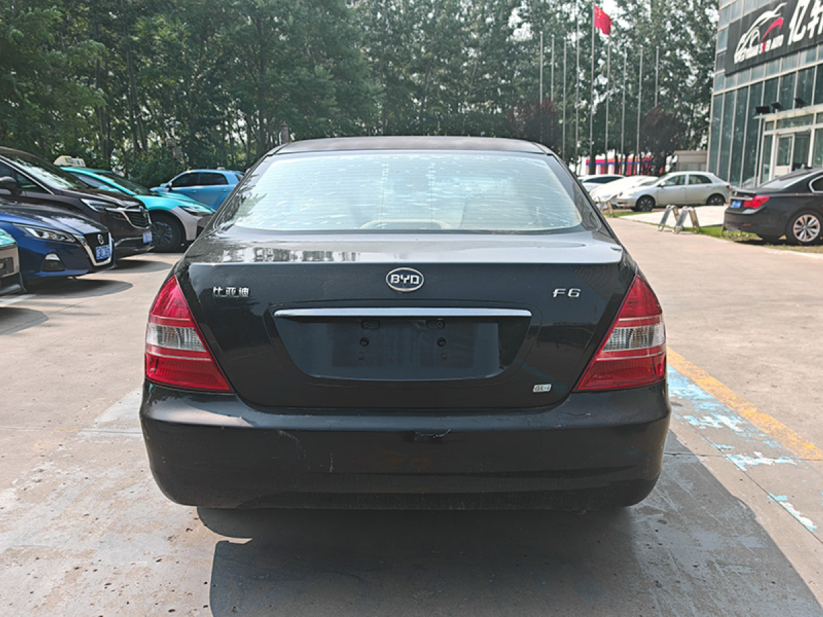比亞迪 S6 圖片