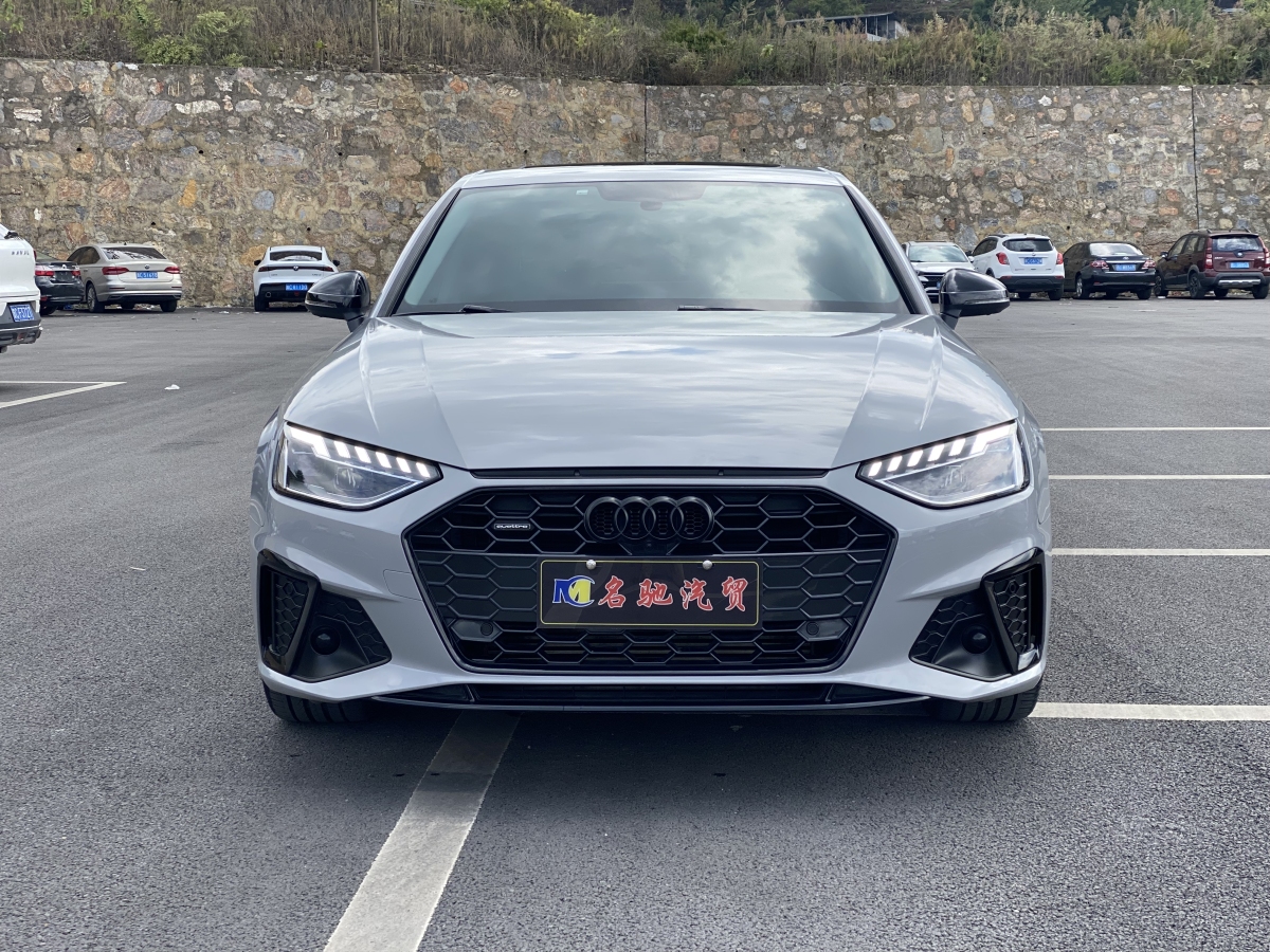 奧迪 奧迪A4L  2020款 40 TFSI quattro 豪華動感型圖片