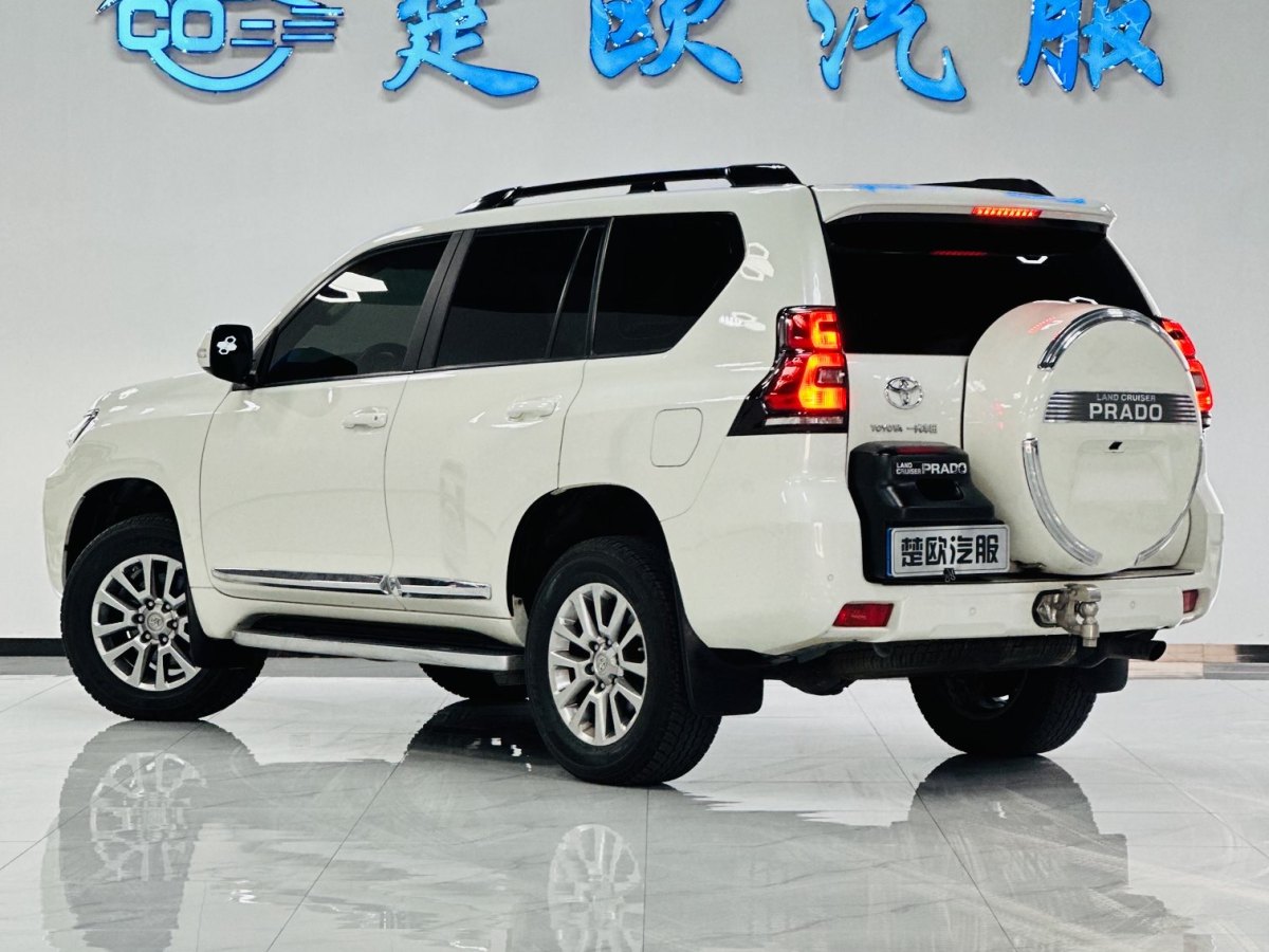 2019年7月豐田 普拉多  2019款 3.5L 自動TX-L尊享版后掛備胎