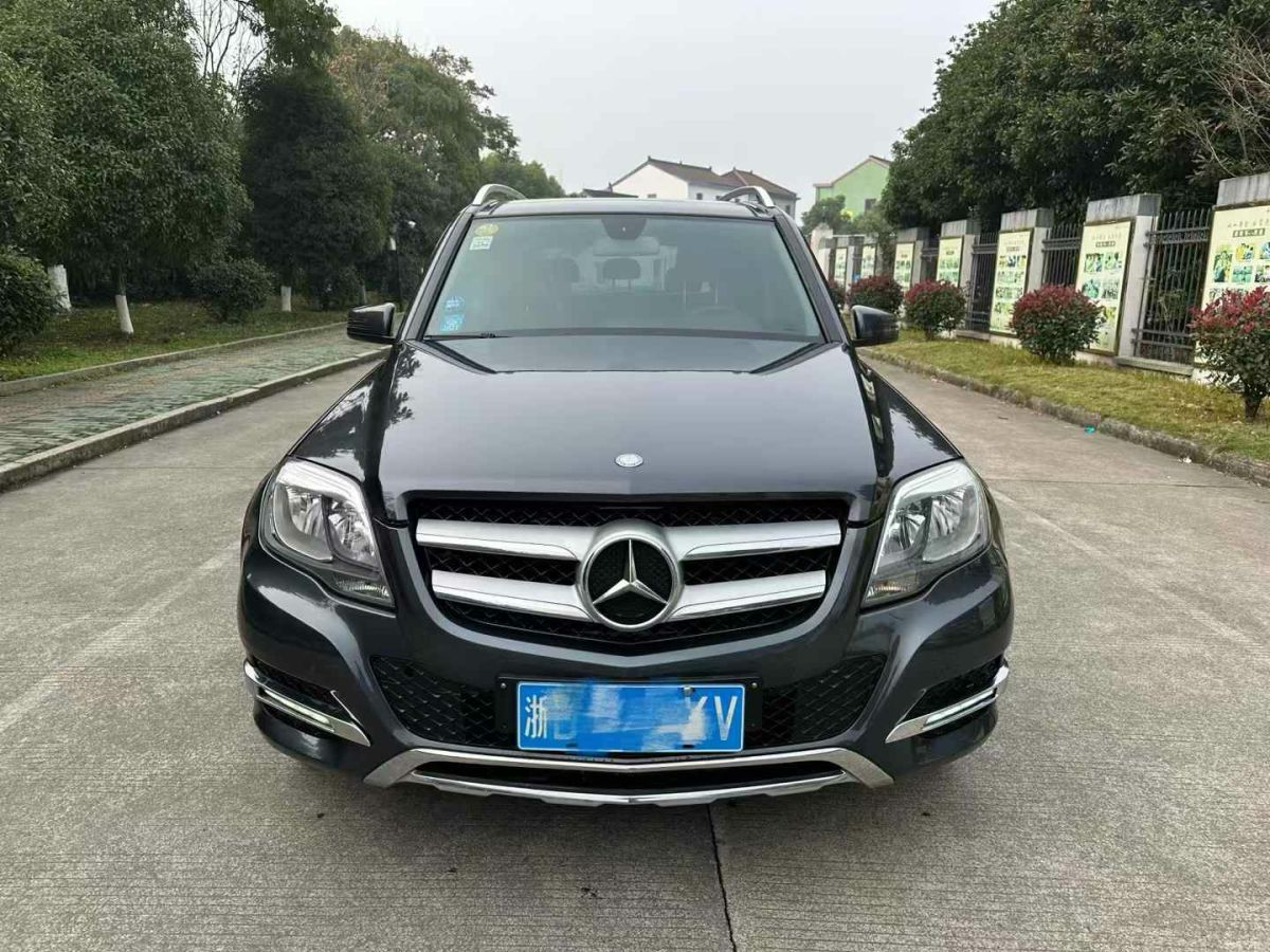 奔馳 奔馳GLK級(jí)  2014款 GLK 260 4MATIC 動(dòng)感型圖片