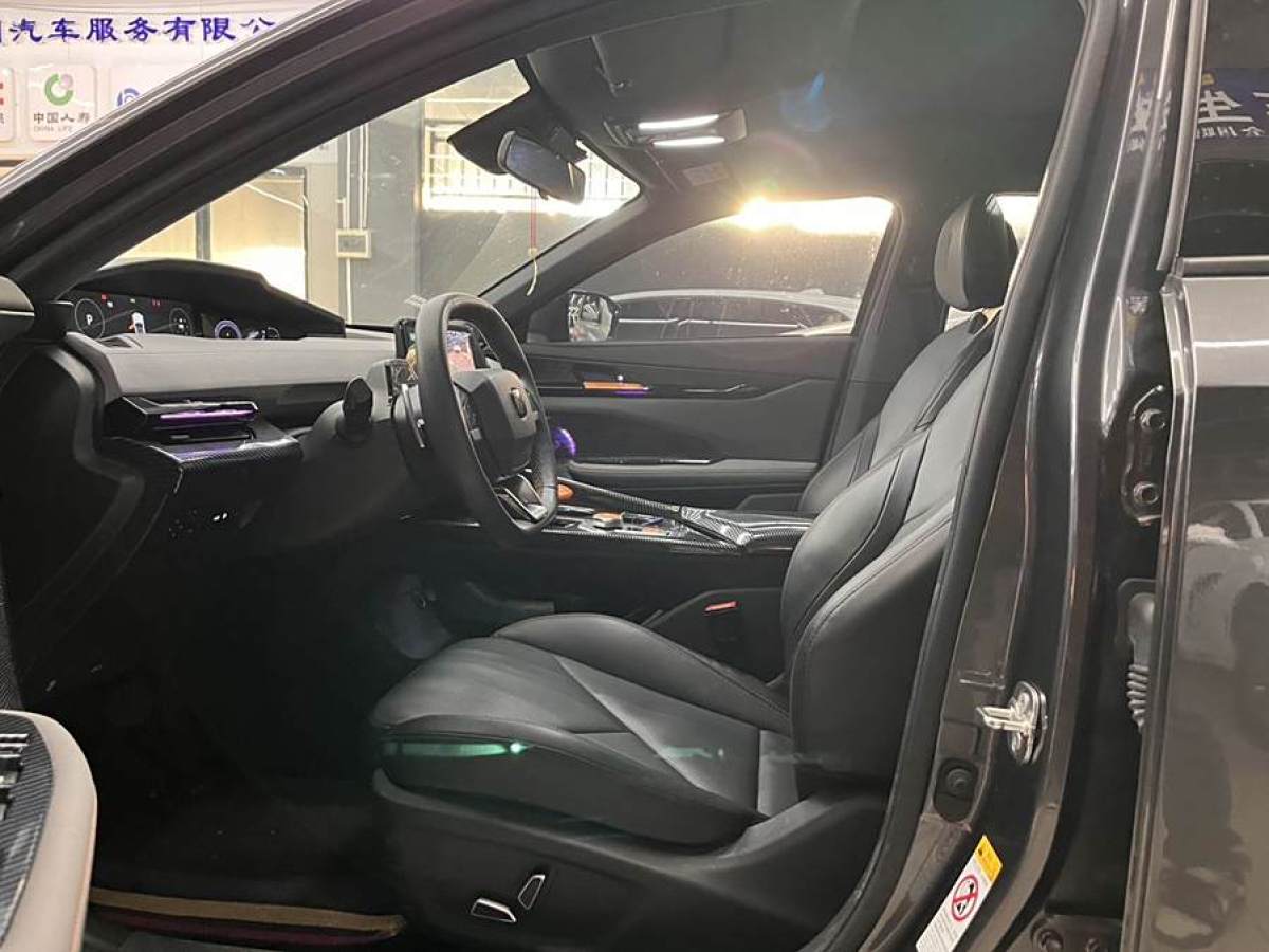 長安 長安UNI-V  2022款 1.5T 運(yùn)動(dòng)版圖片